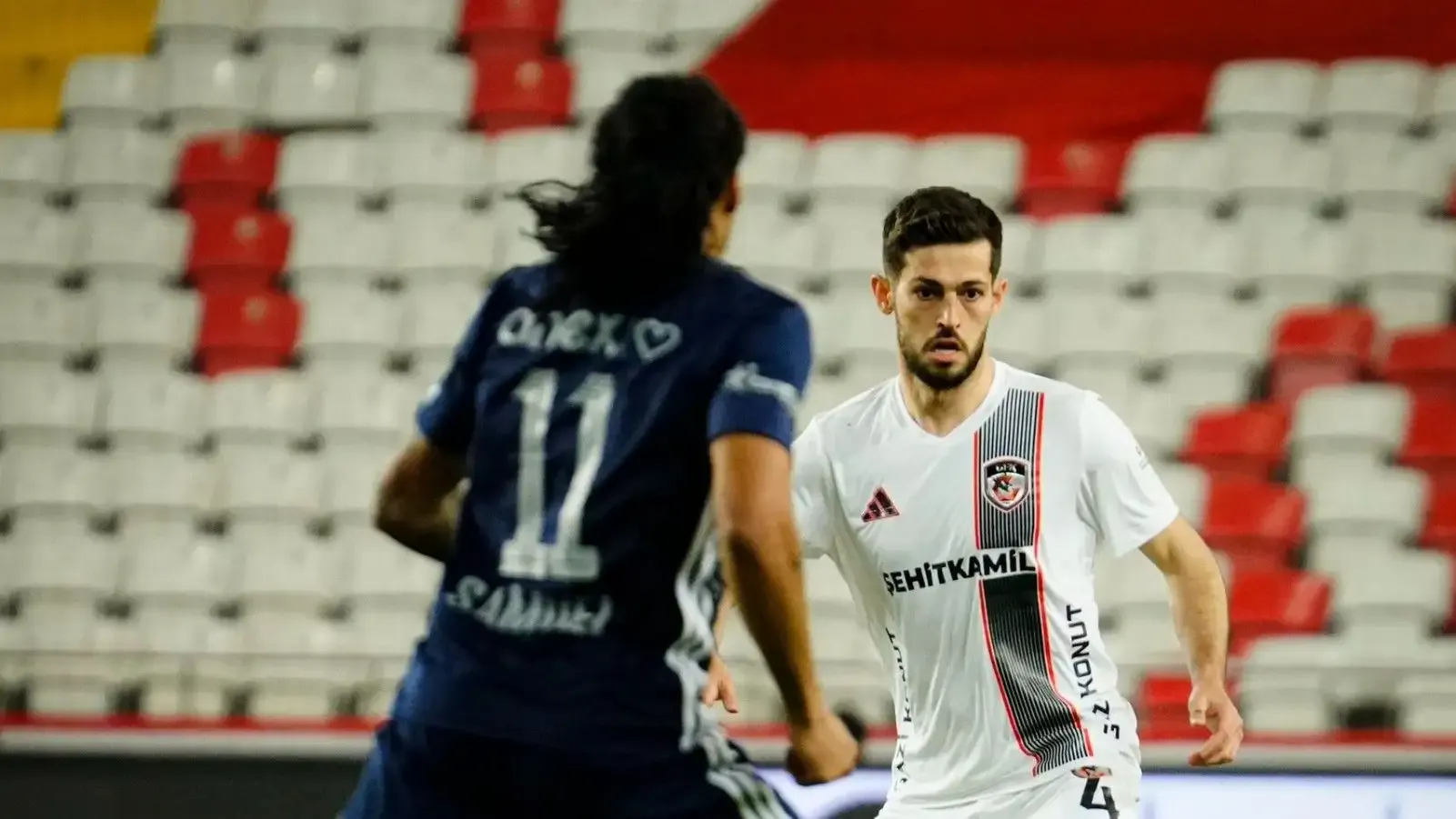 Gaziantep FK'ya Antalyaspor maçında şok! 3 isim Fenerbahçe maçında cezalı