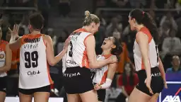 Nefes kesen maçta kazanan Eczacıbaşı Dynavit oldu!