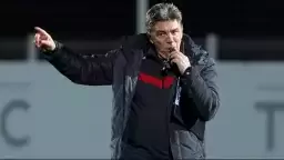 Arnavutluk'ta Naci Şensoy rüzgarı!