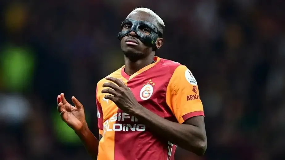Belli oldu! Osimhen, F.Bahçe derbisinde oynayacak mı?