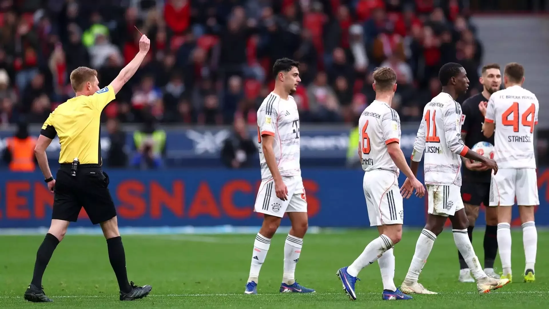 Bayern Münih 9 kişi kaldı! Son iki şampiyonun maçı...