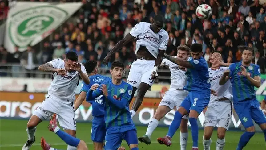 Trabzonspor-Çaykur Rizespor maçının saati değişti!