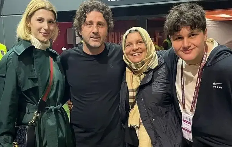 Fatih Tekke hakkındaki paylaşıma eşinden gülümseten yorum: "Bundan bir tanede evde var"