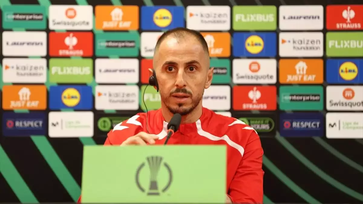 Zeki Yavru: "İnşallah çiftte bayramla Türkiye'ye döneriz"