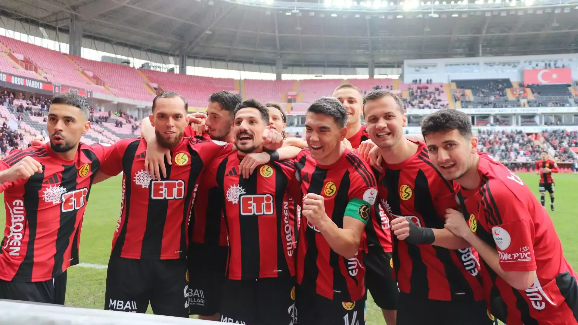 Eskişehirspor, Tire 2021'i devirdi