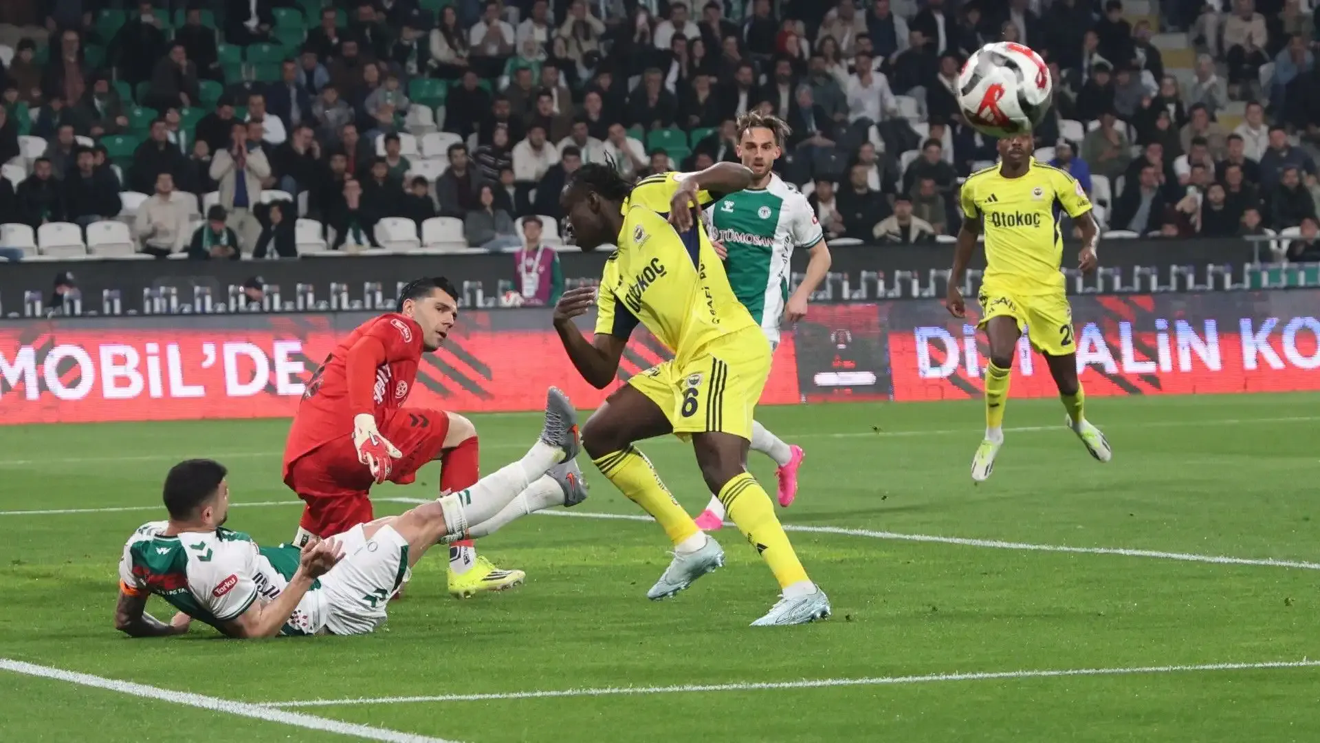 Fenerbahçe'de Sidiki Cherif sakatlandı!