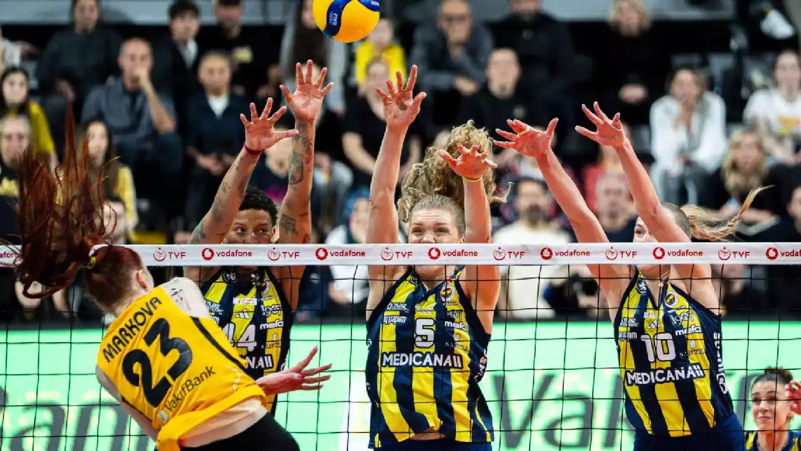 TVF'den Sultanlar Ligi'nde play-off final ve 3-4 etapları programında değişiklik