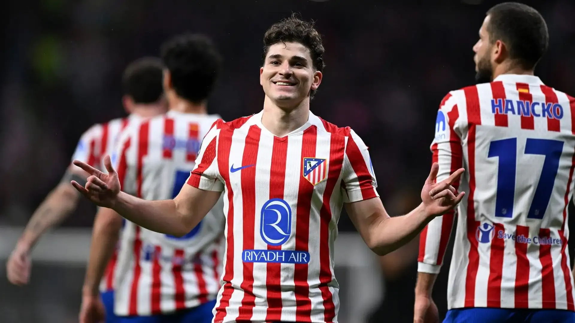 PSG'nin Julian Alvarez için yaptığı ilk teklif belli oldu!