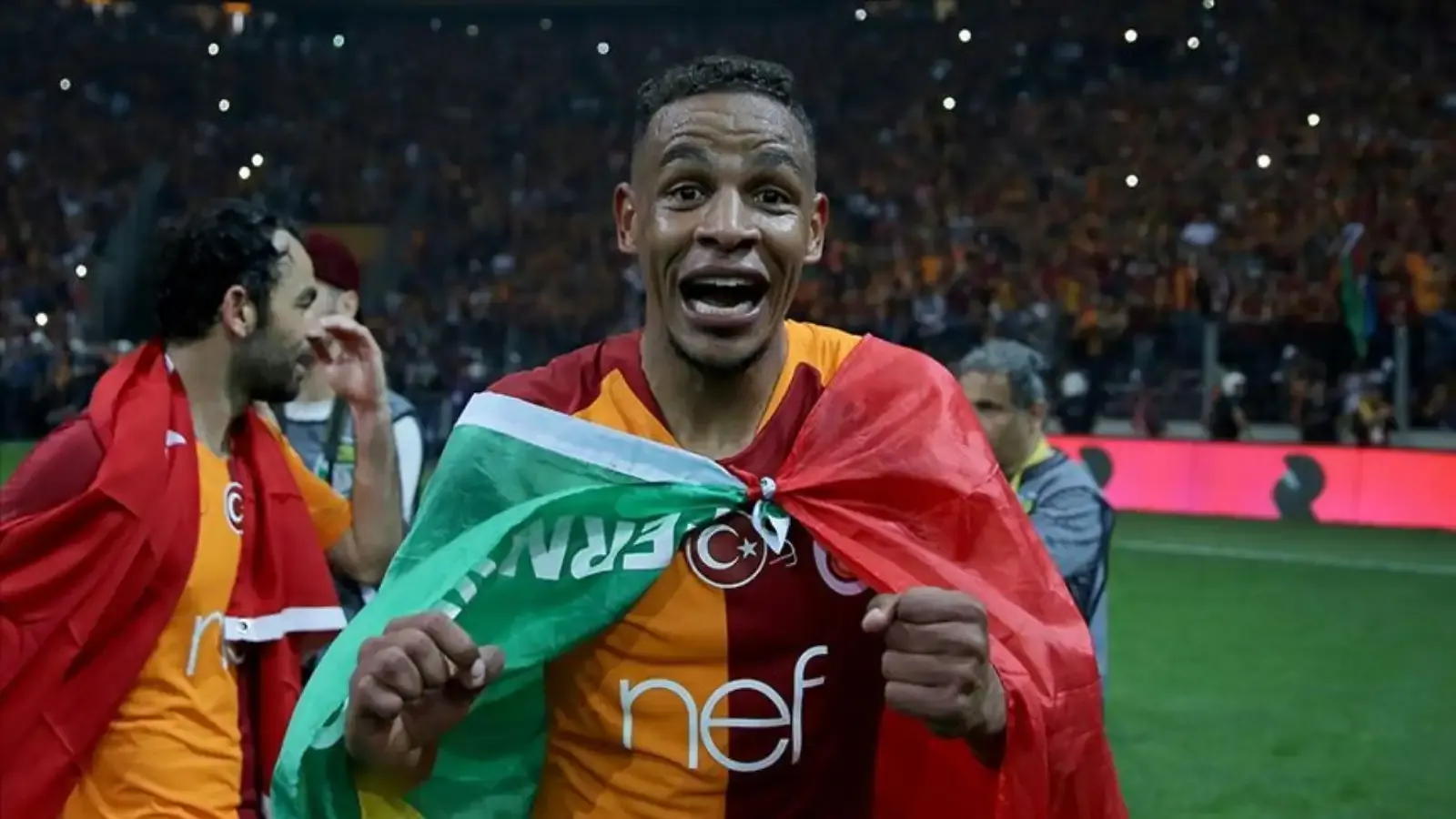 Eski Galatasaraylı Fernando Reges futbolu bıraktı!