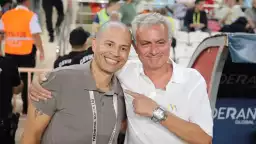 Alex de Souza yeni takımı Athletic'te henüz yenilgi yüzü görmedi!