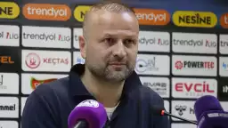 Vanspor FK Teknik Direktörü Osman Zeki Korkmaz: "İçeride konuştuk... Bize yakışmadı"