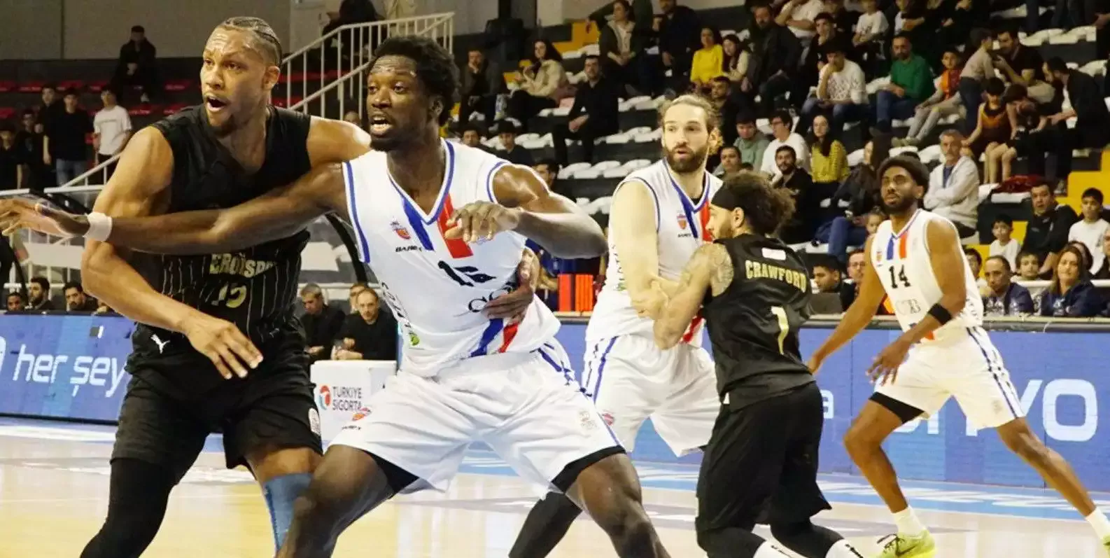 Basketbol Süper Lig'de düşmesi kesinleşen ilk takım Onvo Büyükçekmece Basketbol oldu 