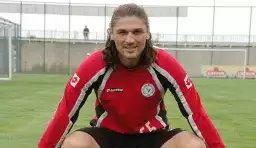 Uşakspor, eski futbolcusuna devredildi! 20 Milyon TL'lik borcu üstlendi 