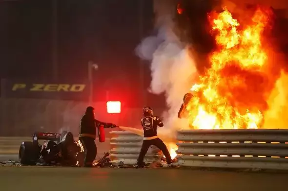 Romain Grosjean'ın 2020 Bahreyn GP'deki kazası