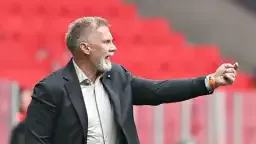 Thorsten Fink'ten pahalıya patlayan hareket! Kırmızı kart gördü