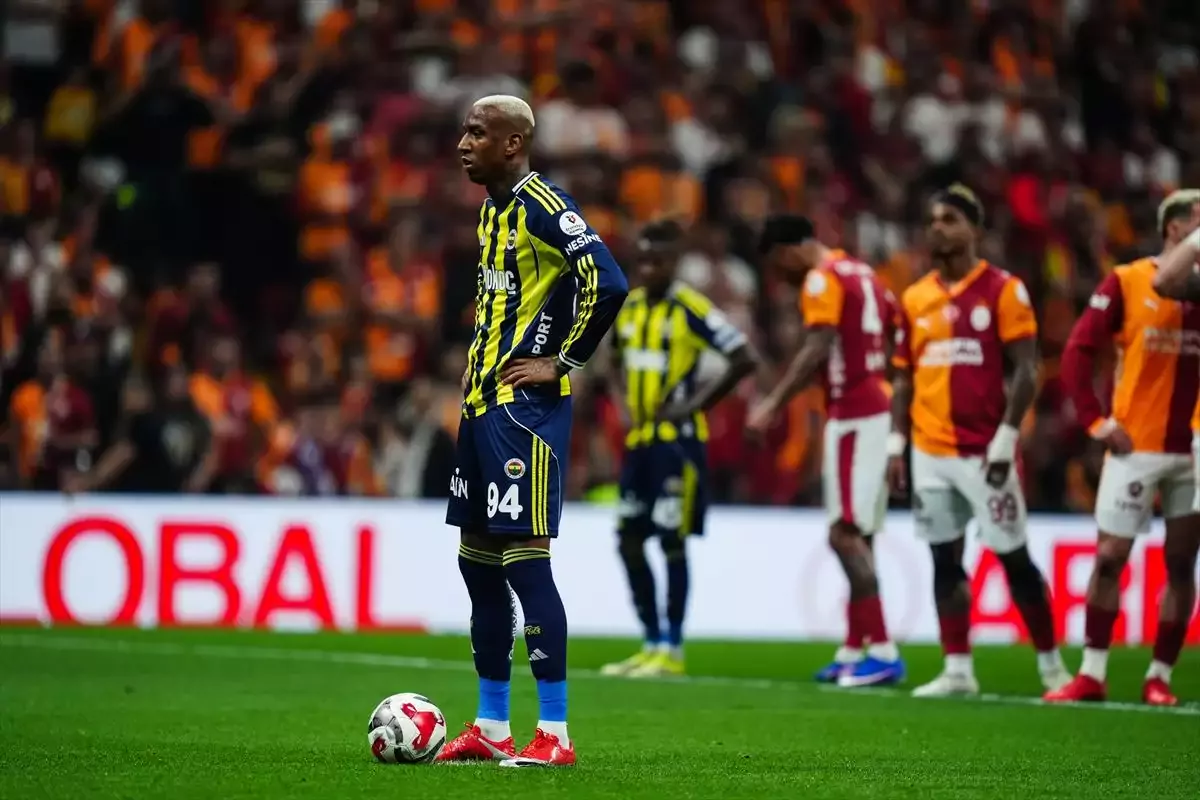 Anderson Talisca penaltıyı kaçırdı