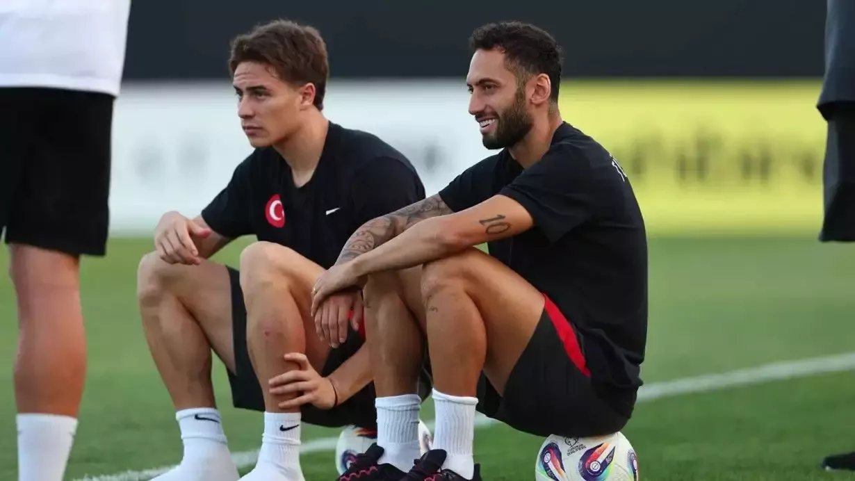İtalya'da iki dev maç oynandı: Skorlar Inter ve Juve'ye yaradı!
