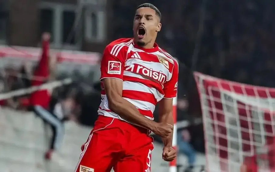 Danilho Doekhi