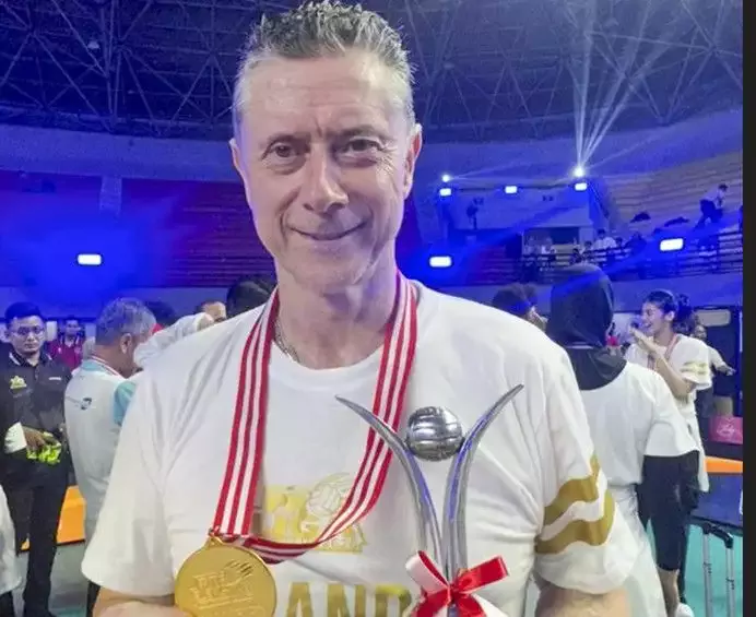 Bülent Karslıoğlu