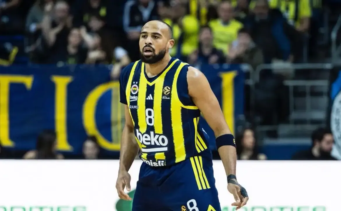 Talen_Horton_Tucker_Fenerbahce_