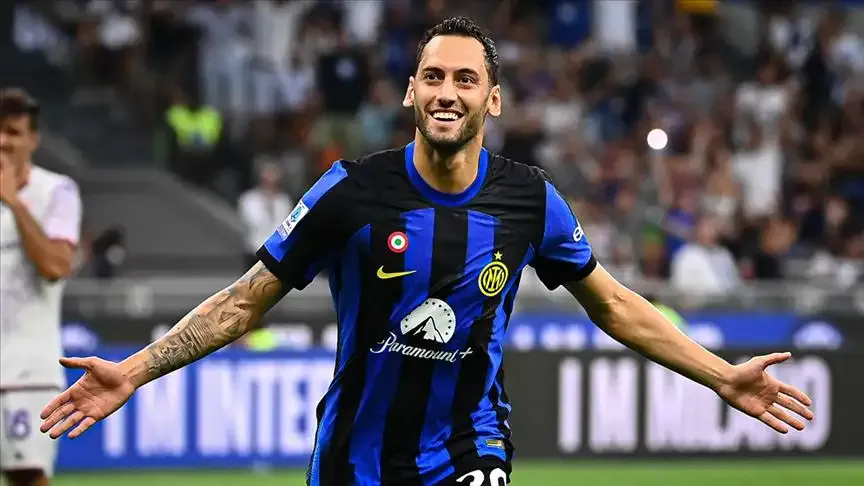 Galatasaray ile Inter Hakan Çalhanoğlu için yarışta!
