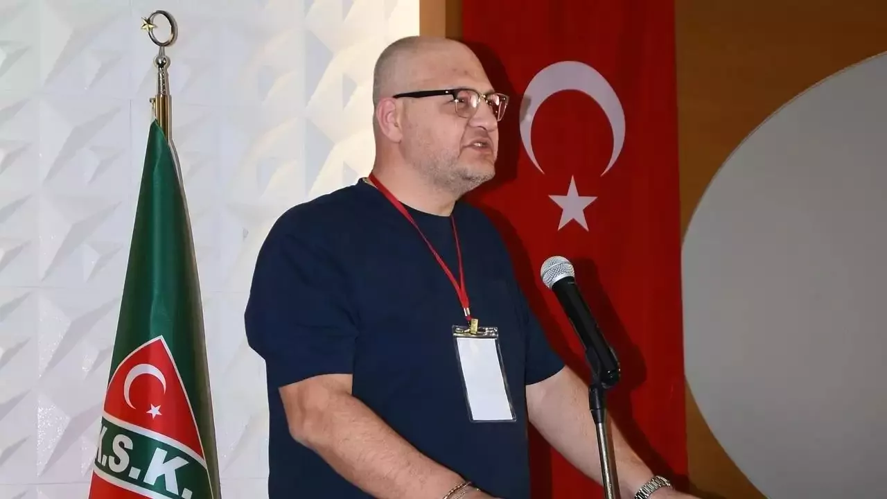 Karşıyaka Başkanı Cicibaş'tan basketbol takımına destek çağrısı