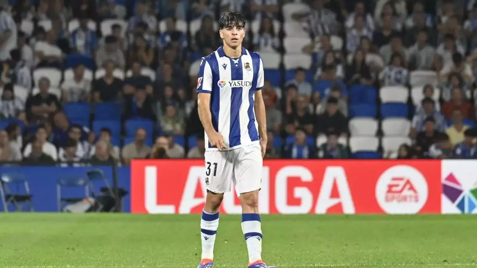 Genç stoper Real Madrid ve Barcelona'yı karşı karşıya getirdi!