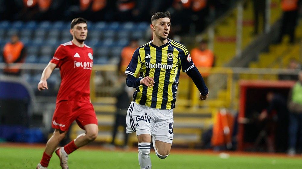 Fenerbahçe'nin 17 yaşındaki yıldızı Ajax'ın radarına girdi!