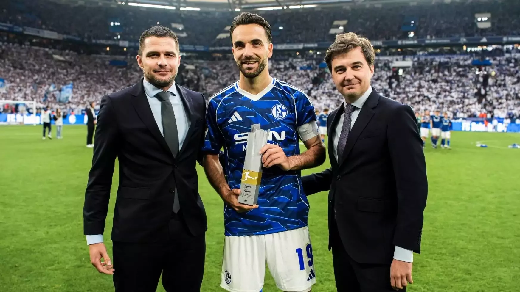 Bundesliga 2'de sezonun en iyisi Kenan Karaman!