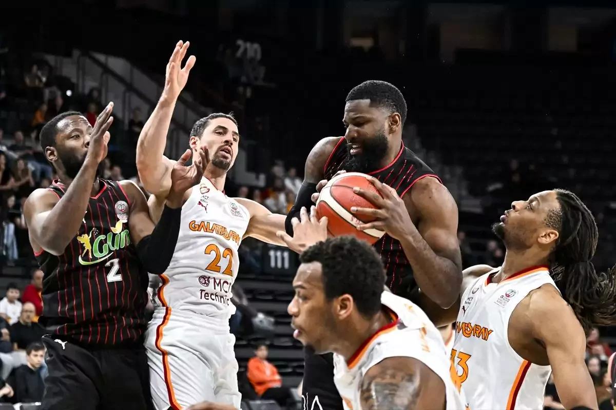 Galatasaray MCT Techinc - Glint Manisa Basket maçı