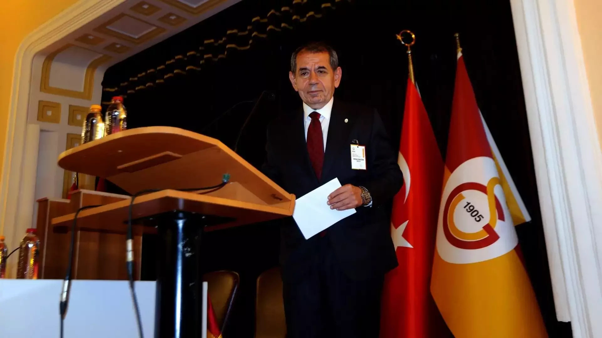 Dursun Özbek: "Galatasaray hiçbir zaman yapılanla yetinmez"