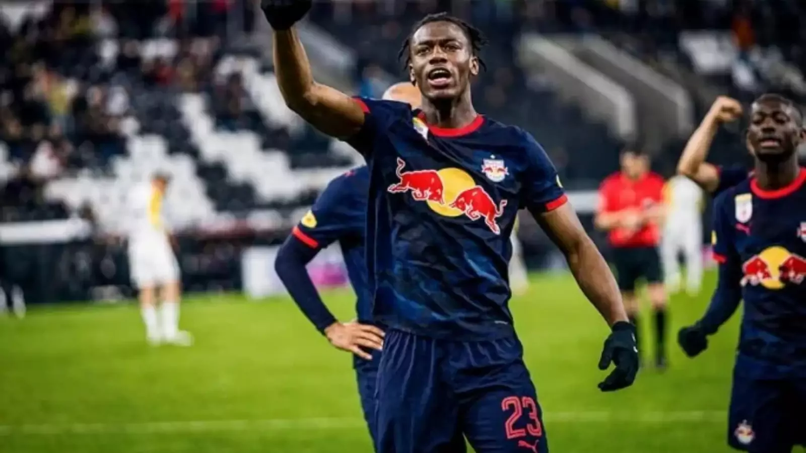 Dortmund’dan 20 milyonluk hamle! Genç stoper geliyor