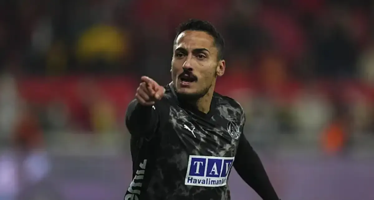 Beşiktaş transferde, Trabzonspor'un da ilgilendiği Alanyasporlu İbrahim Kaya için devreye girdi