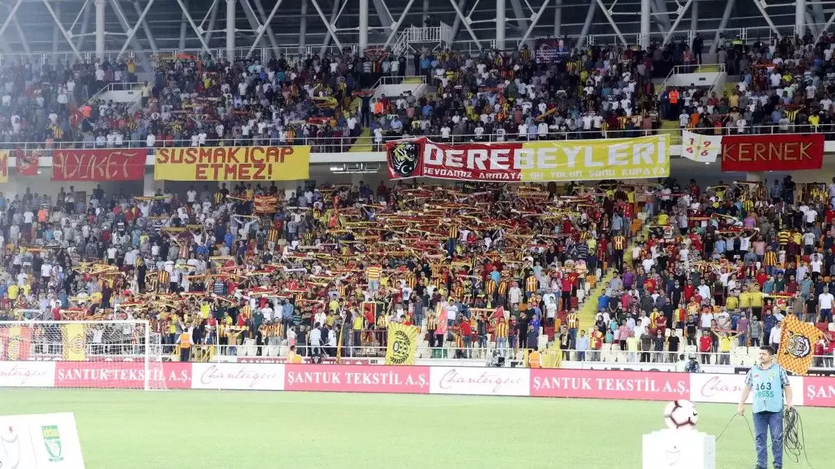 Barikat gölgesinde kongre! Yeni Malatyaspor'da yeni başkan belli oldu