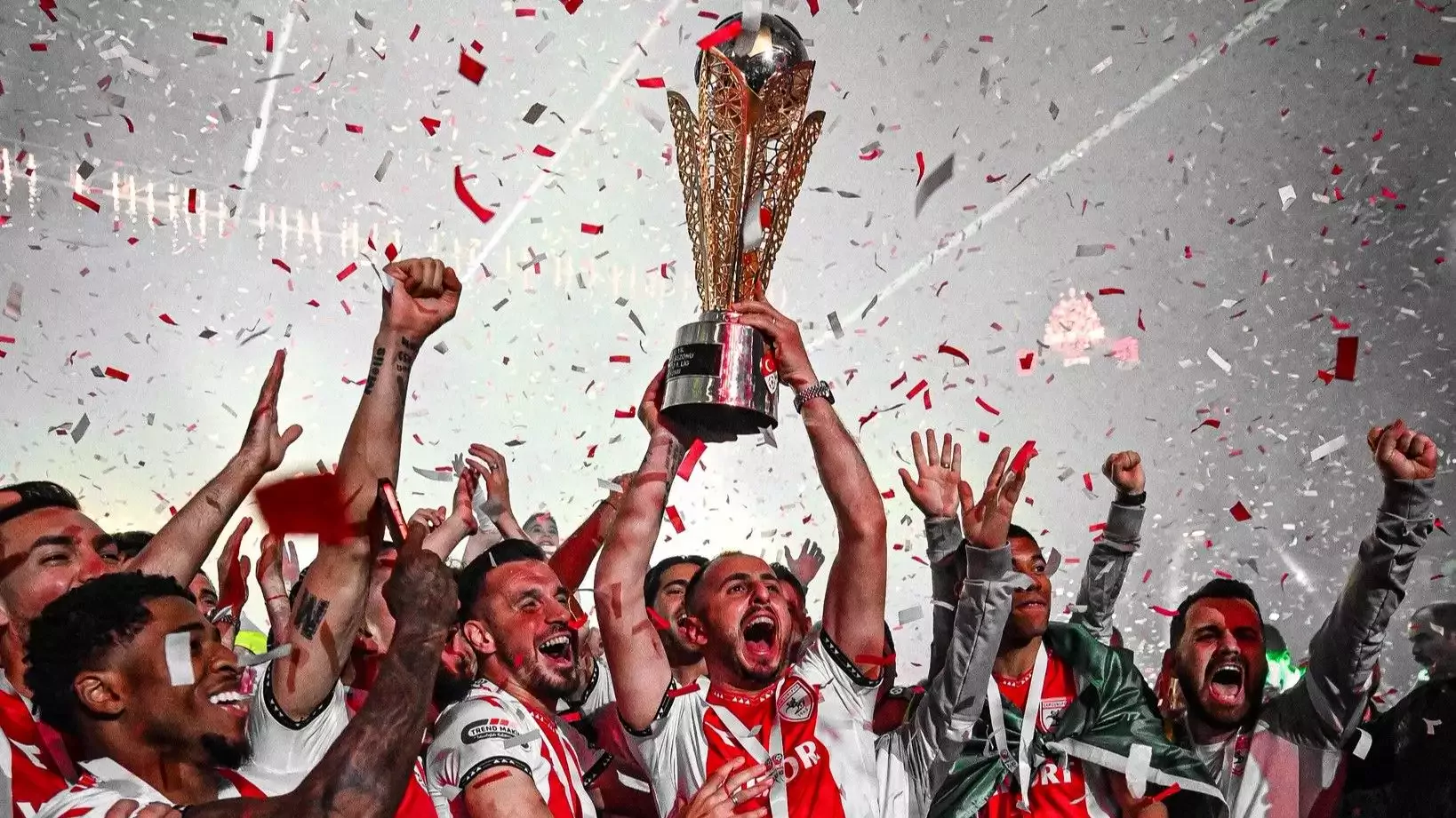 Zeki Yavru Samsunspor taraftarına veda etti