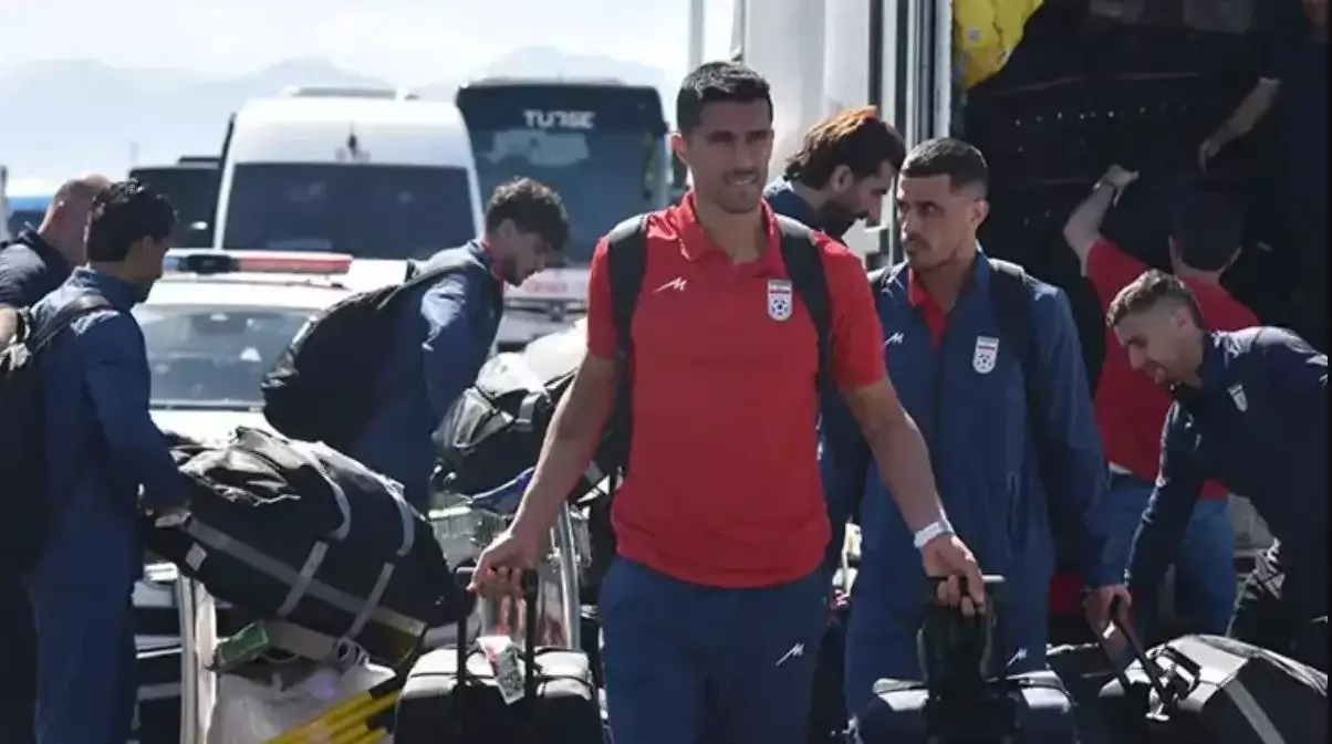 Dünya Kupası'na katılacak İran Milli Futbol Takımı kamp için Antalya'ya geldi
