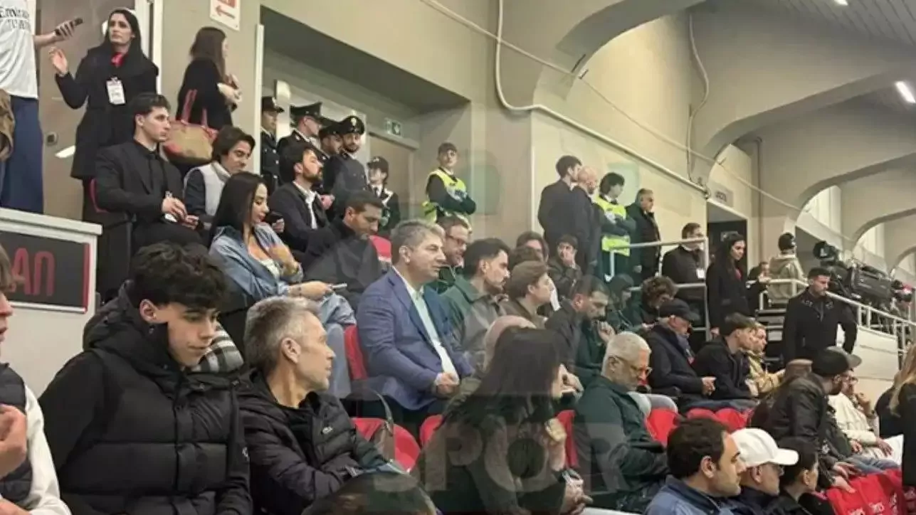 Fenerbahçe Başkan Adayı Hakan Safi, Serie A maçını tribünden izledi