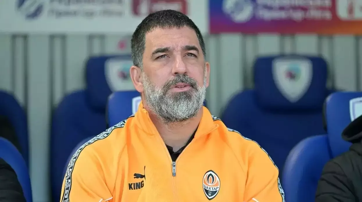 Serdal Adalı, Arda Turan ile bizzat görüştü! Genç hocanın Beşiktaş'ın teklifine verdiği yanıt belli oldu