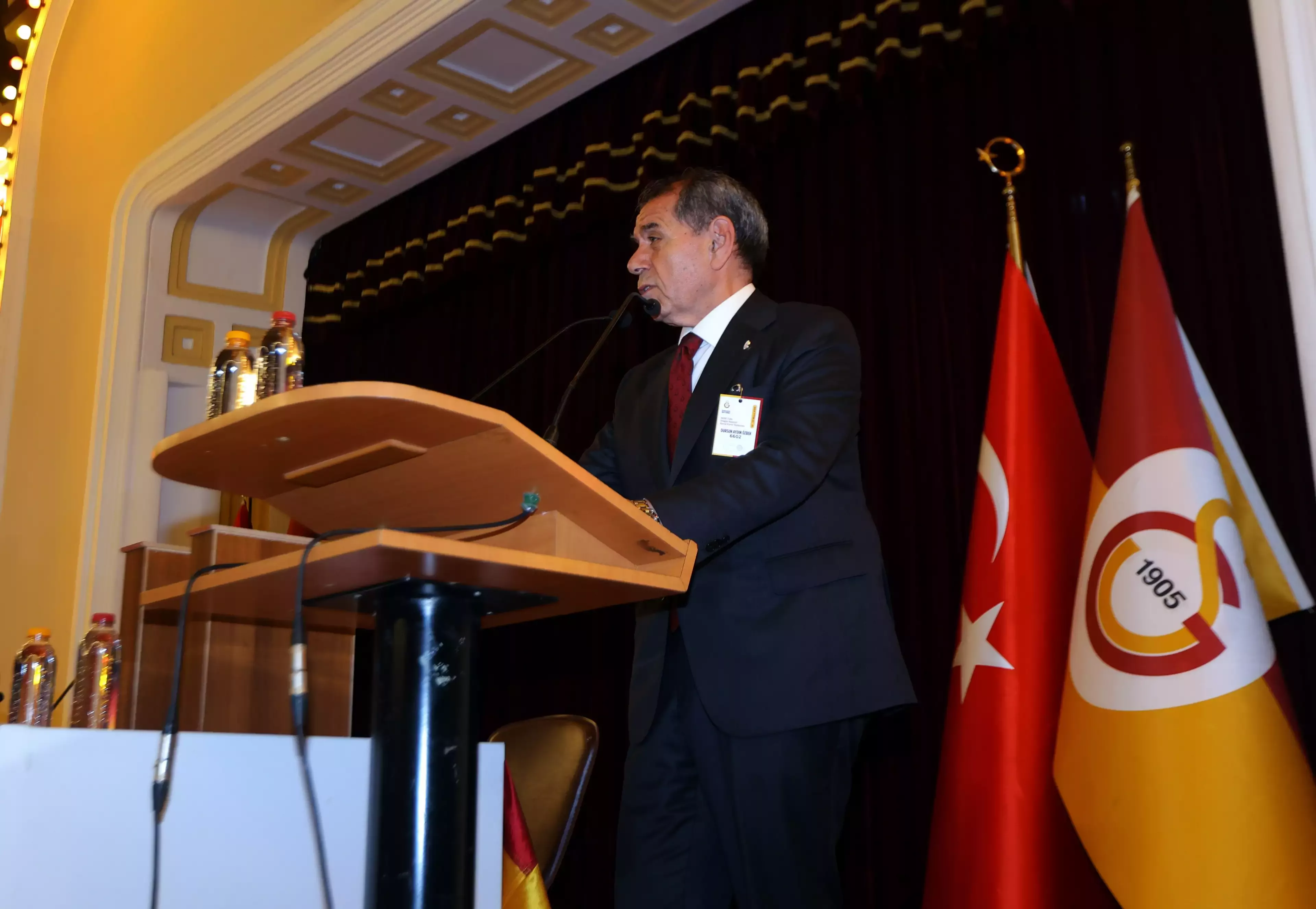 Dursun Özbek