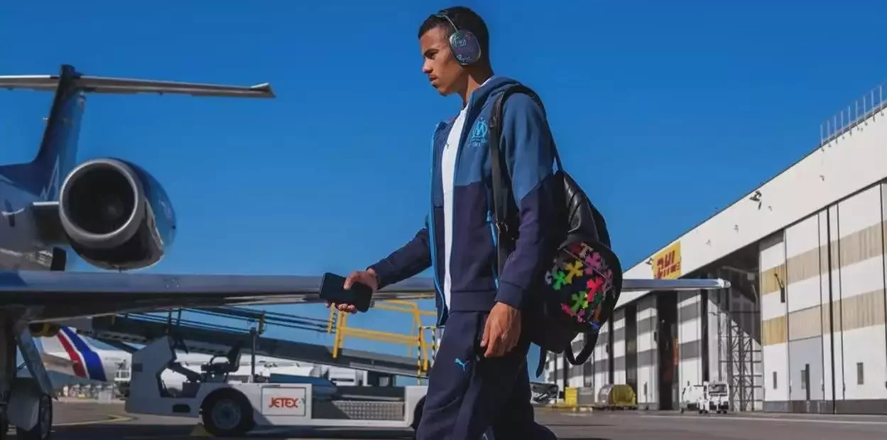 Fenerbahçe taraftarları, başkan adaylarından kulübünde istenmeyen adam ilan edilen futbolcunun transfer edilmesini istedi