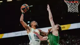 Son şampiyon Fenerbahçe Beko, Final Four'a yükseldi