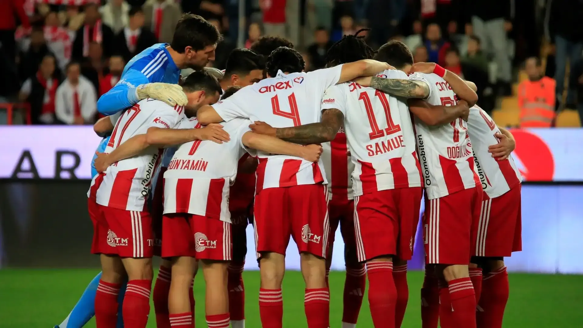 Antalyaspor maçında Soner Dikmen, Galatasaray maçında yok