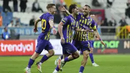 Adanaspor’dan geldi, Eyüpspor’u ipten aldı! Metehan Altunbaş'tan hayat öpücüğü