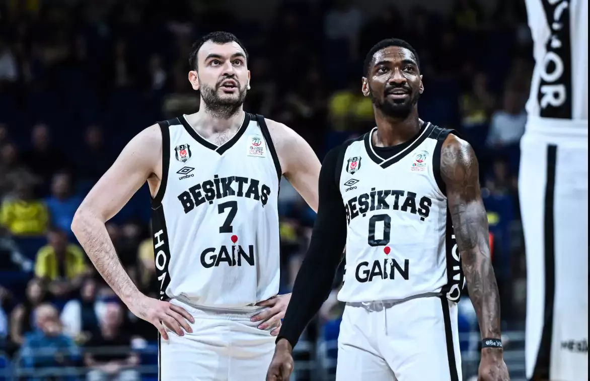 Beşiktaş_GAIN_Fenerbahçe_Beko_