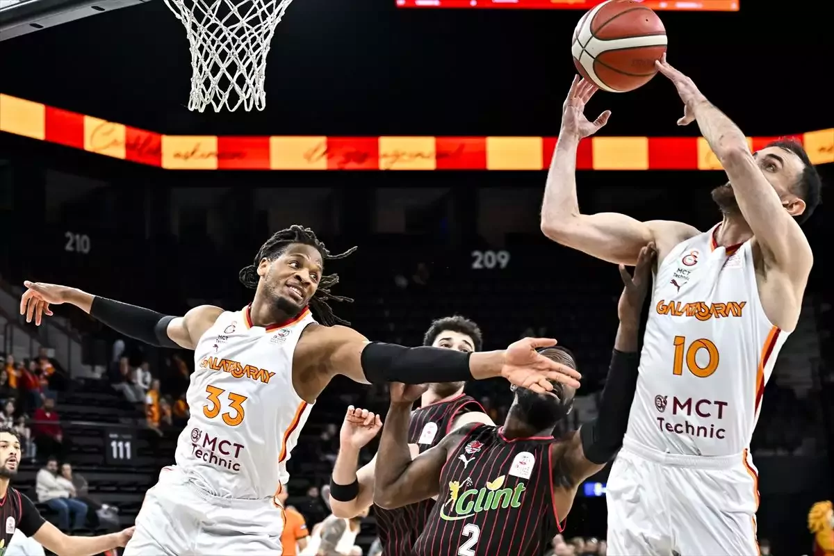 Galatasaray MCT Techinc - Glint Manisa Basket maçı