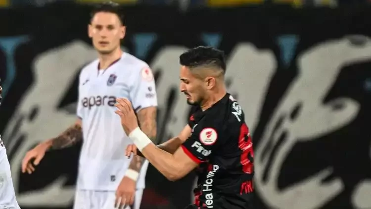 Fıratcan Üzüm: "Trabzonspor taraftarı kusura bakmasın"