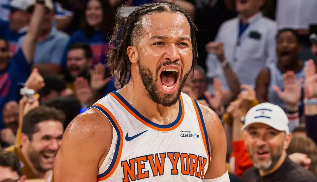 Knicks, 22 sayıdan dönerek konferans finaline galibiyetle başladı