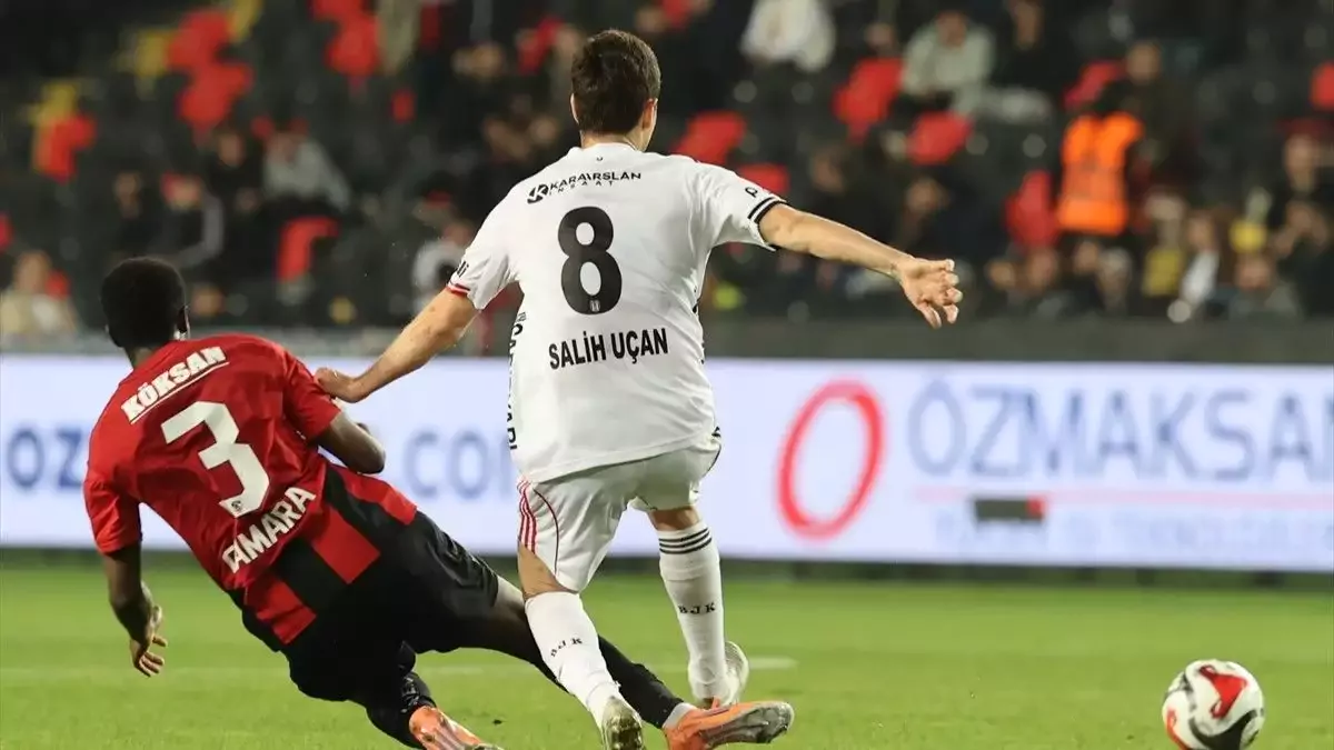 Salih Uçan: "Burası Beşiktaş, kimse bırakamaz"