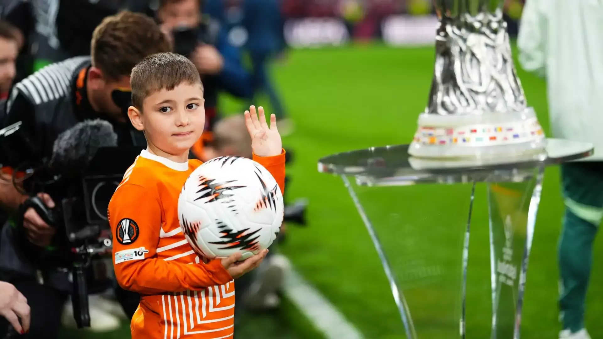 Beşiktaş Park'ta anlamlı buluşma! Minik Cihangir'in hayali gerçek oldu