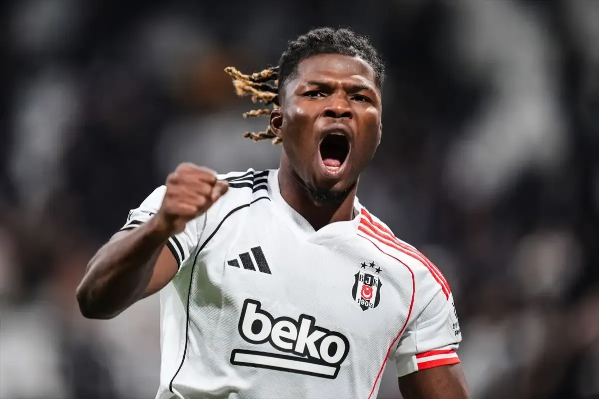 Beşiktaş'ta El Bilal Toure, yönetimi kararsız bıraktı